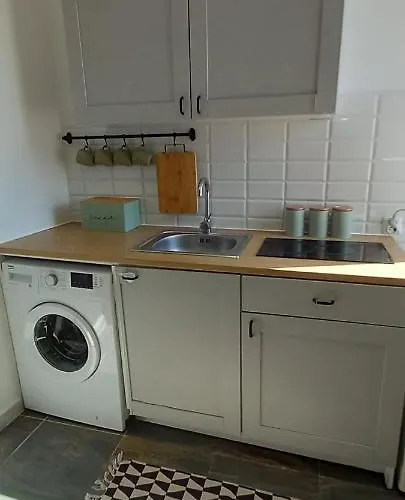 Eloft Zelazna وارسو