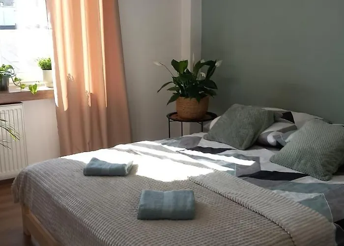 Eloft Zelazna * وارسو