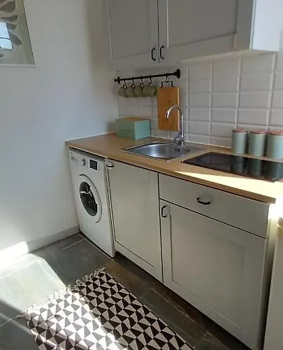 Eloft Zelazna شقة وارسو